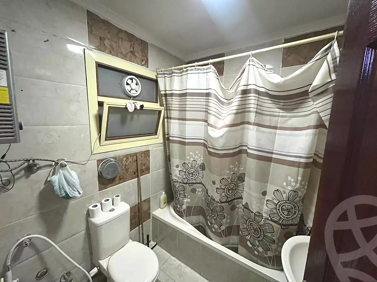 https://aqarmap.com.eg/en/listing/7286251-for-sale-alexandria-ganaklis-shr-mrtdy-bsh