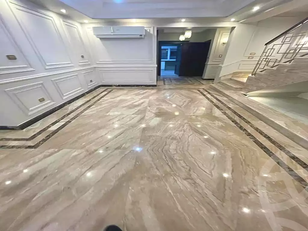 https://aqarmap.com.eg/en/listing/7286527-for-sale-cairo-new-cairo-compounds-mountain-view1-1-compound