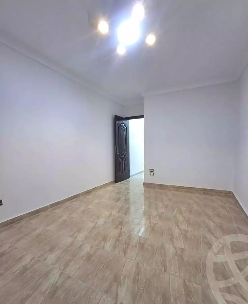 https://aqarmap.com.eg/en/listing/7286578-for-sale-alexandria-sydy-bshr-sydy-bshr-bhry