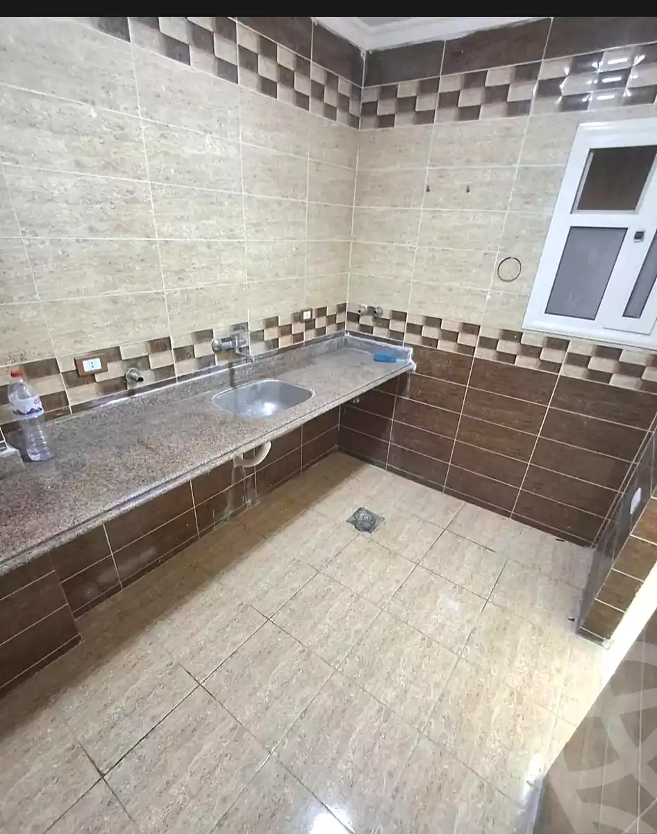 https://aqarmap.com.eg/en/listing/7286578-for-sale-alexandria-sydy-bshr-sydy-bshr-bhry