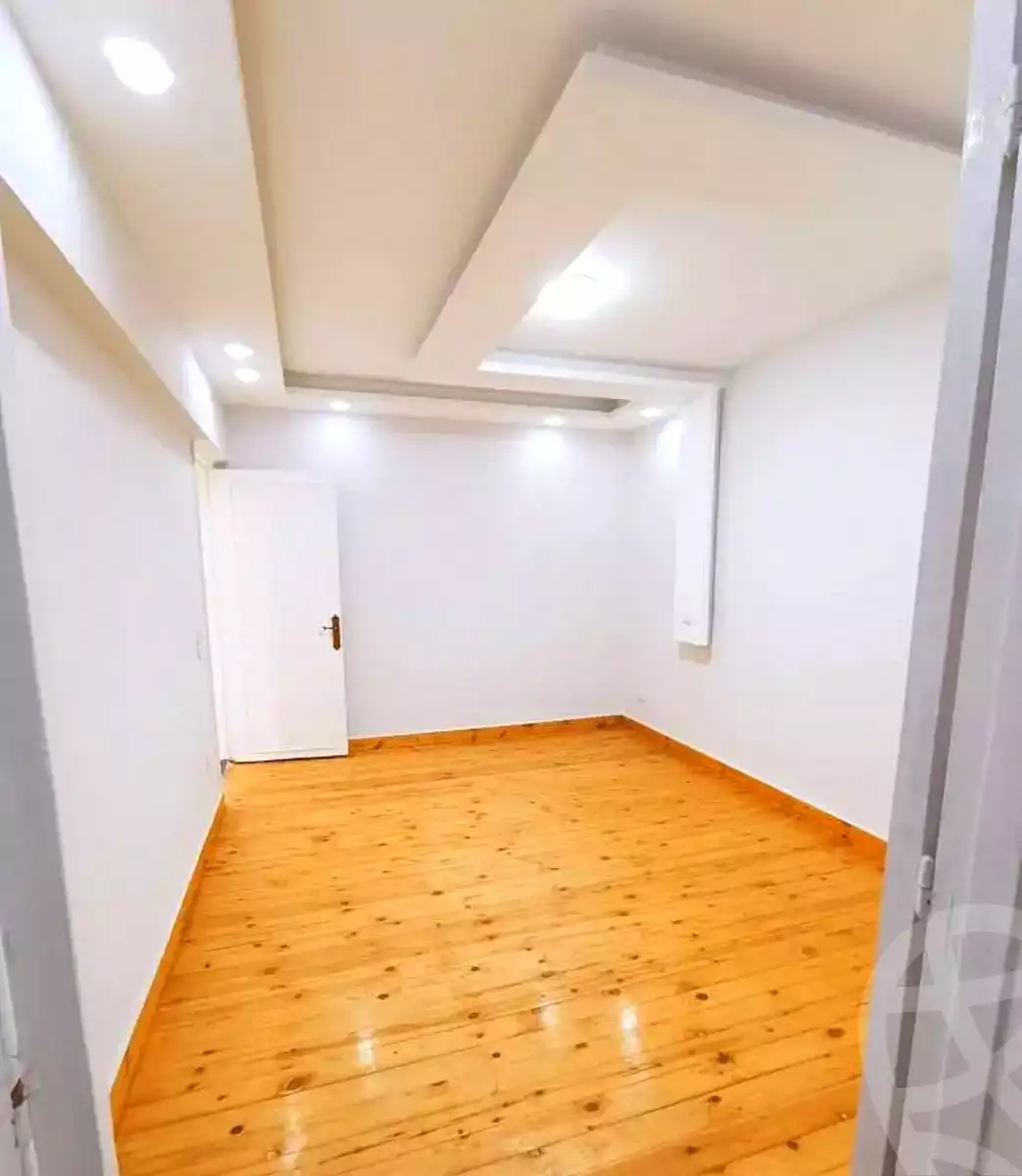 https://aqarmap.com.eg/ar/listing/7286653-for-rent-alexandria-miami-iskandar-ibrahim-st