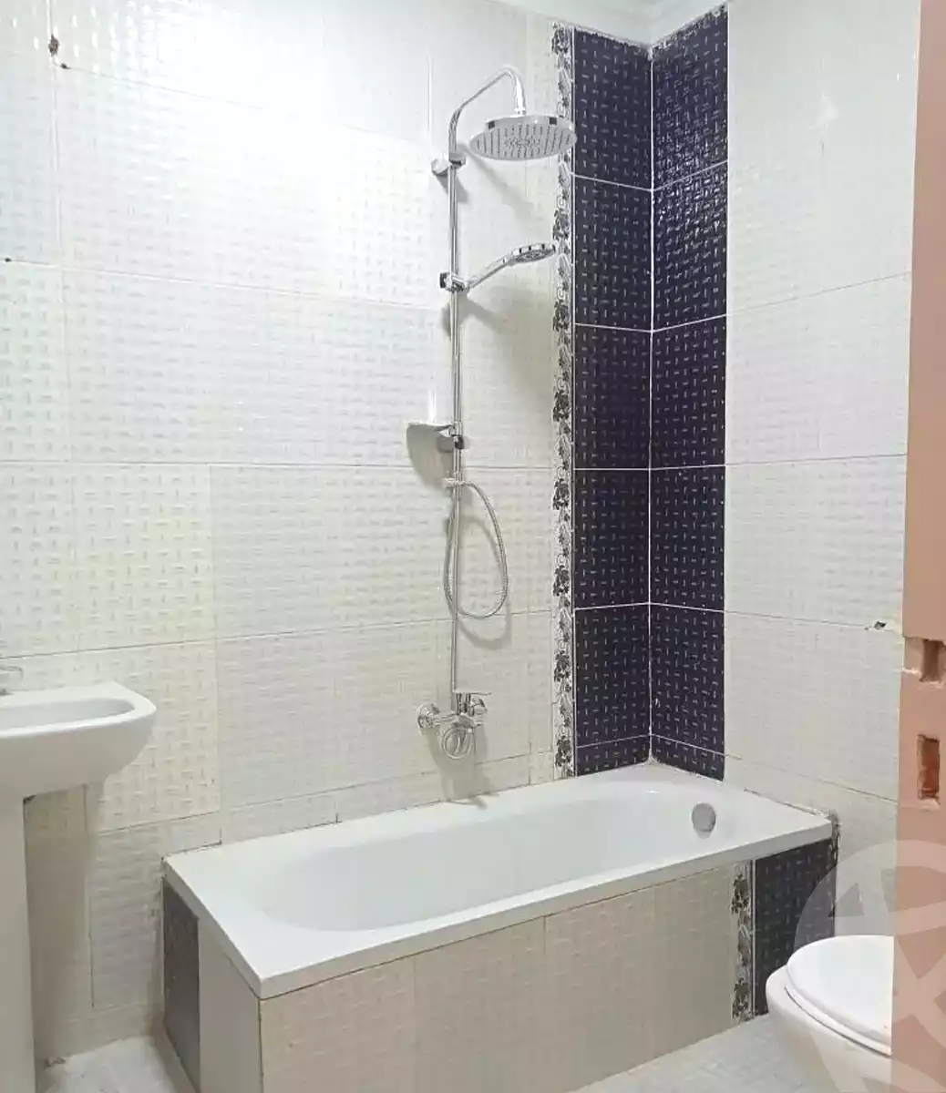 https://aqarmap.com.eg/ar/listing/7286660-for-sale-alexandria-sydy-bshr-sydy-bshr-bhry-ali-hipa-st