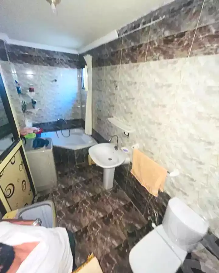 https://aqarmap.com.eg/ar/listing/7286771-for-sale-alexandria-al-agamy-lbytsh-al-nouqrashi-st