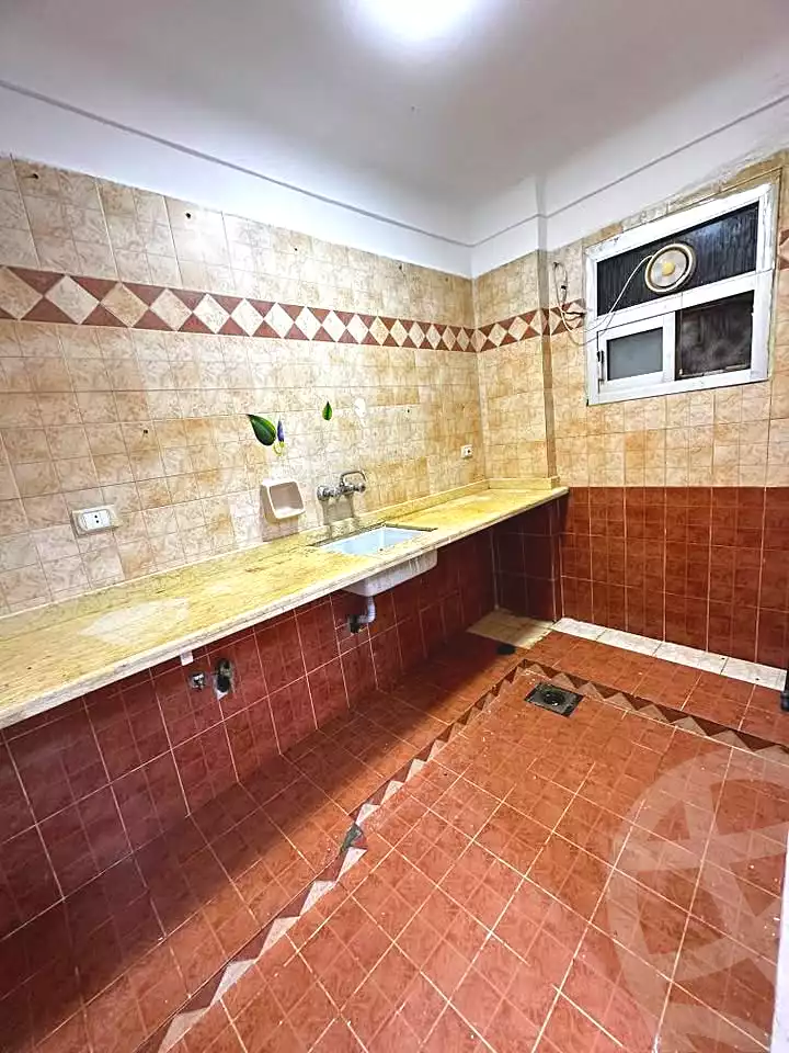 https://aqarmap.com.eg/en/listing/7286813-for-sale-alexandria-al-agamy-el-hanouvel