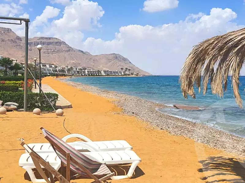 https://aqarmap.com.eg/ar/listing/7286913-for-sale-ain-elsokhna-resorts-sokhna-hills-alhegaz