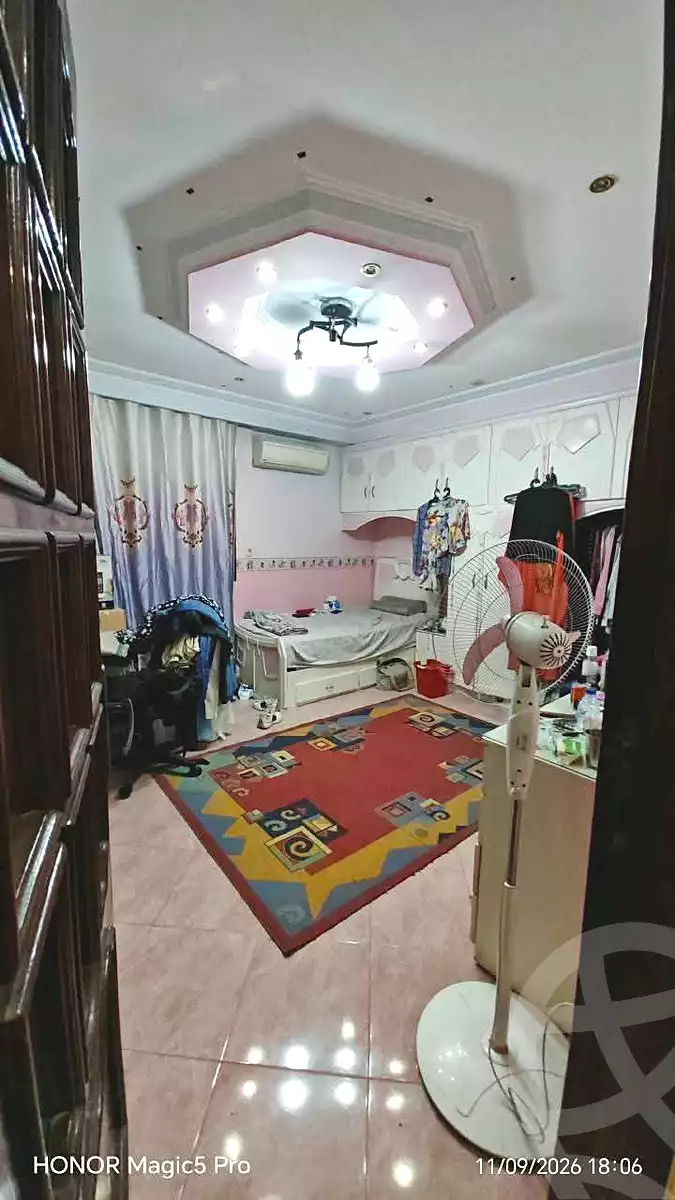https://aqarmap.com.eg/ar/listing/7286980-for-sale-cairo-helwan-helwan-el-sharkeya-mostafa-safwat-st