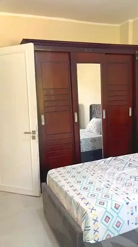 https://aqarmap.com.eg/en/listing/7287257-for-rent-cairo-el-sheikh-zayed-city-el-hay-el-thaleth-ashaer-area-3-el-salam-st