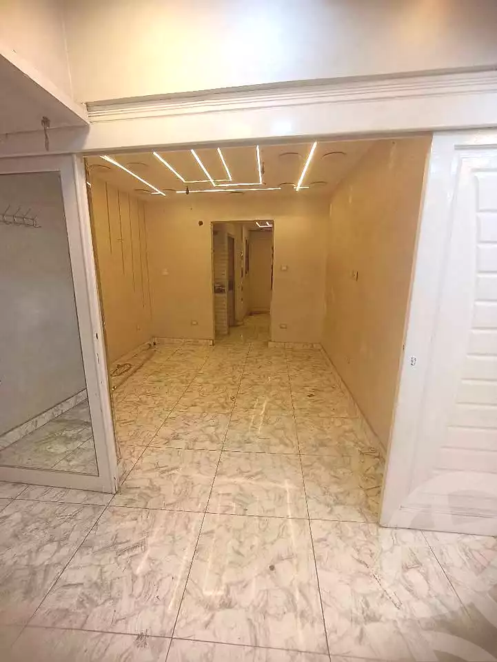 https://aqarmap.com.eg/ar/listing/7287663-for-rent-alexandria-alexandria-marsa-matrouh-rd