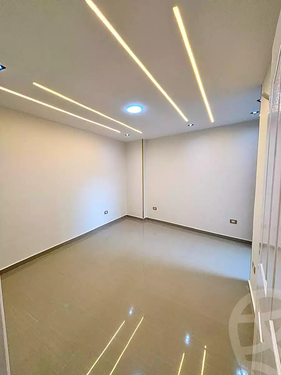 https://aqarmap.com.eg/ar/listing/7287751-for-sale-alexandria-sydy-bshr-sydy-bshr-bhry-shr-mhmwd-l-yswy