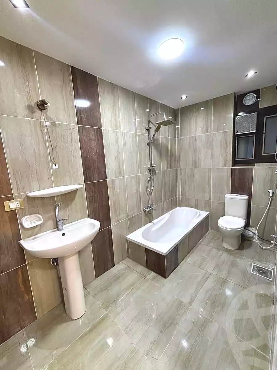https://aqarmap.com.eg/ar/listing/7287751-for-sale-alexandria-sydy-bshr-sydy-bshr-bhry-shr-mhmwd-l-yswy