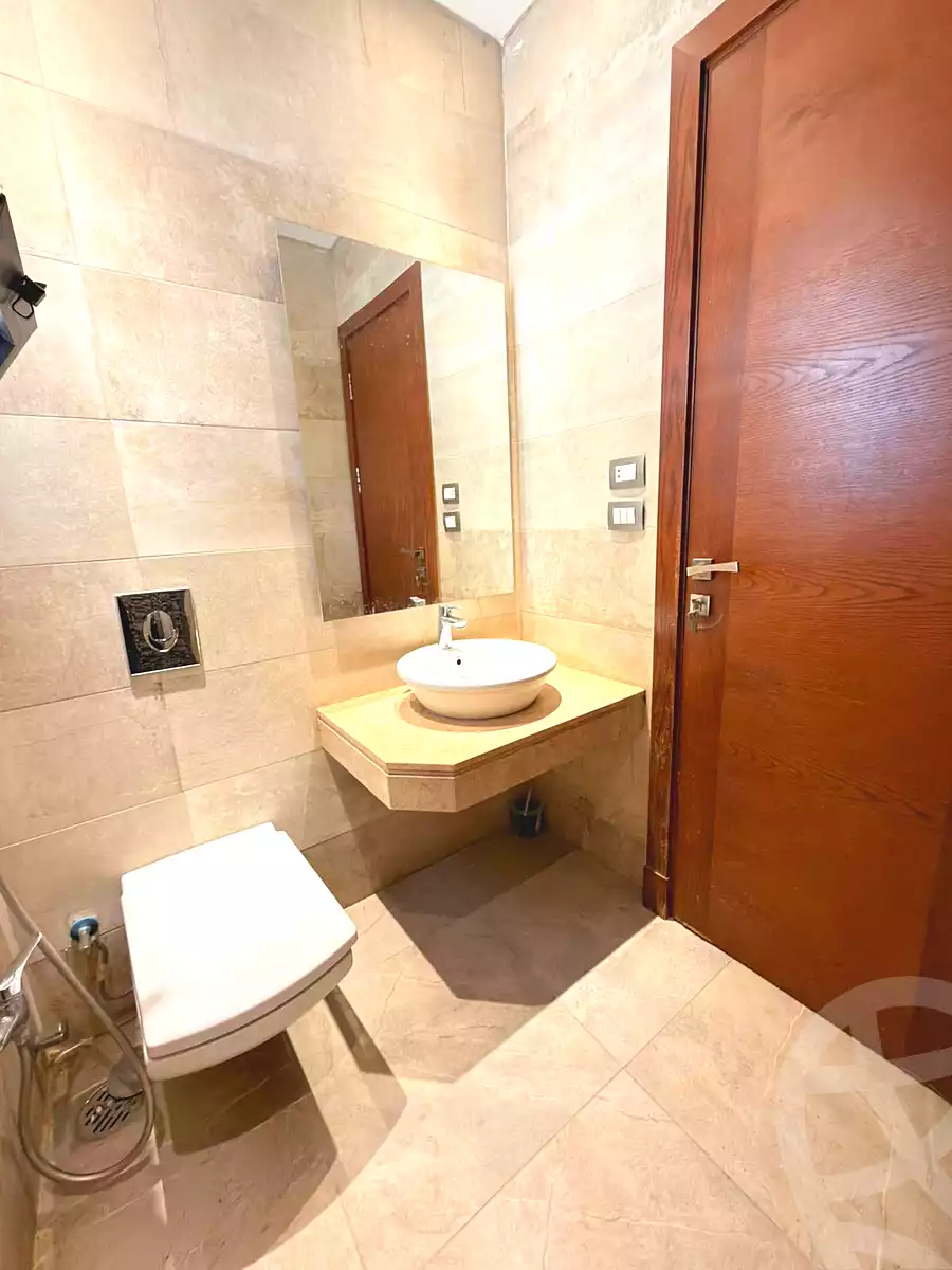 https://aqarmap.com.eg/en/listing/7287821-for-rent-cairo-el-sheikh-zayed-city-compounds-the-courtyard-mall-dorra