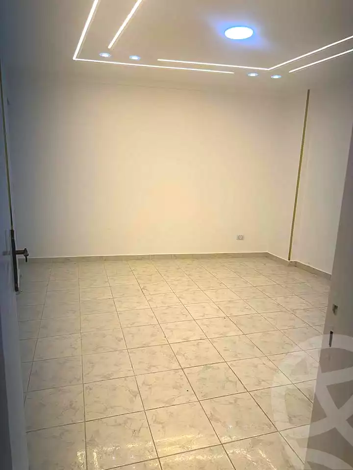 https://aqarmap.com.eg/ar/listing/7287909-for-sale-alexandria-sydy-bshr-sydy-bshr-bhry-shr-khld-bn-lwlyd