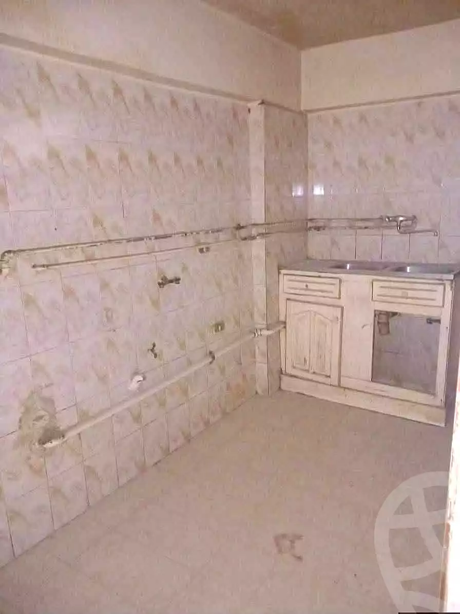 https://aqarmap.com.eg/ar/listing/7287916-for-sale-alexandria-al-agamy-lbytsh-princess-st