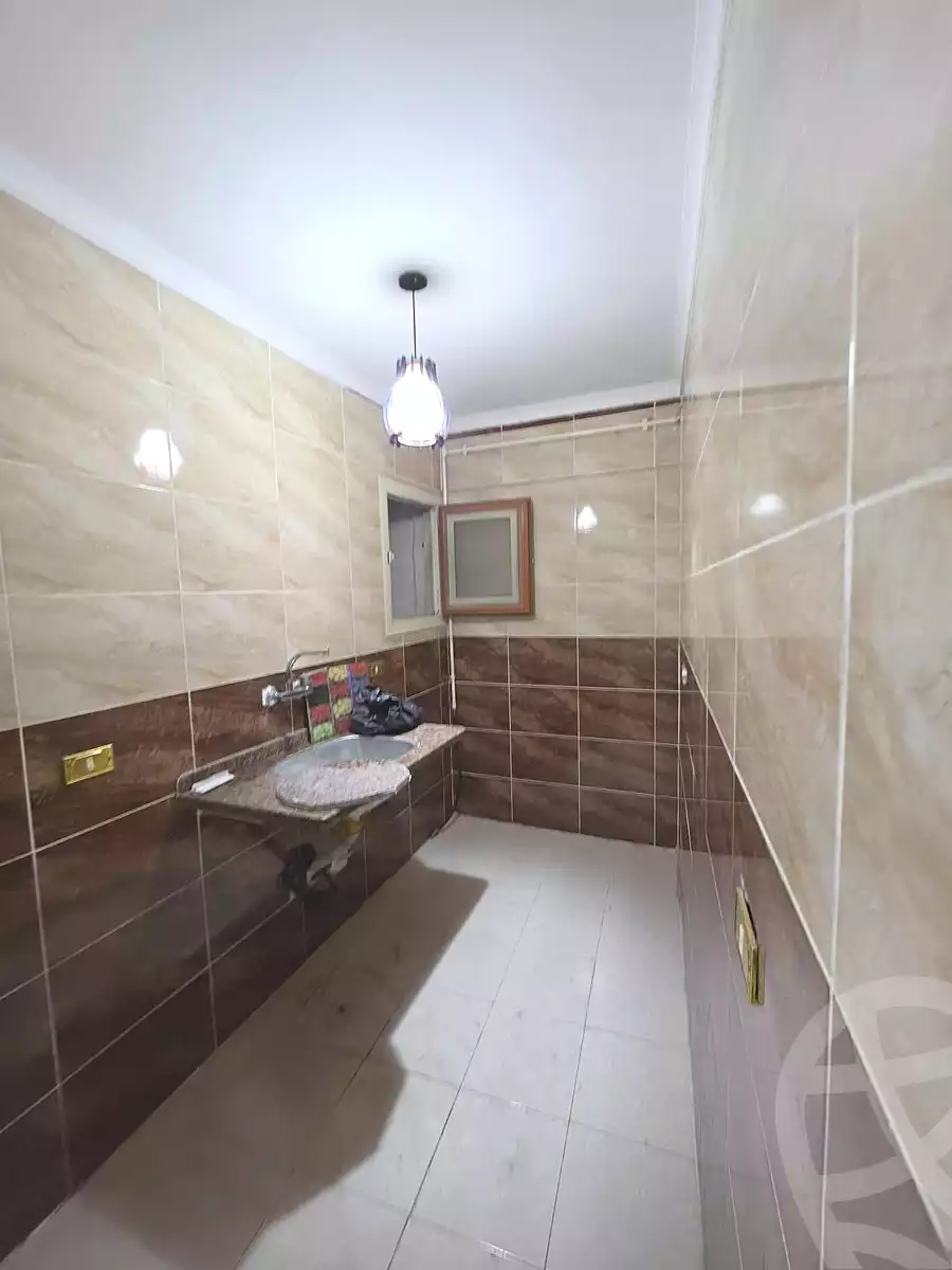 https://aqarmap.com.eg/ar/listing/7287948-for-sale-alexandria-sydy-bshr-sydy-bshr-bhry-gamal-abd-el-nasir-st