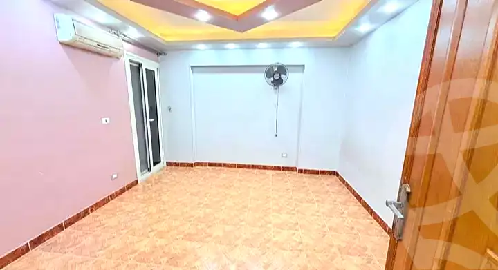 https://aqarmap.com.eg/en/listing/7288068-for-sale-alexandria-el-mandara-moritania-st