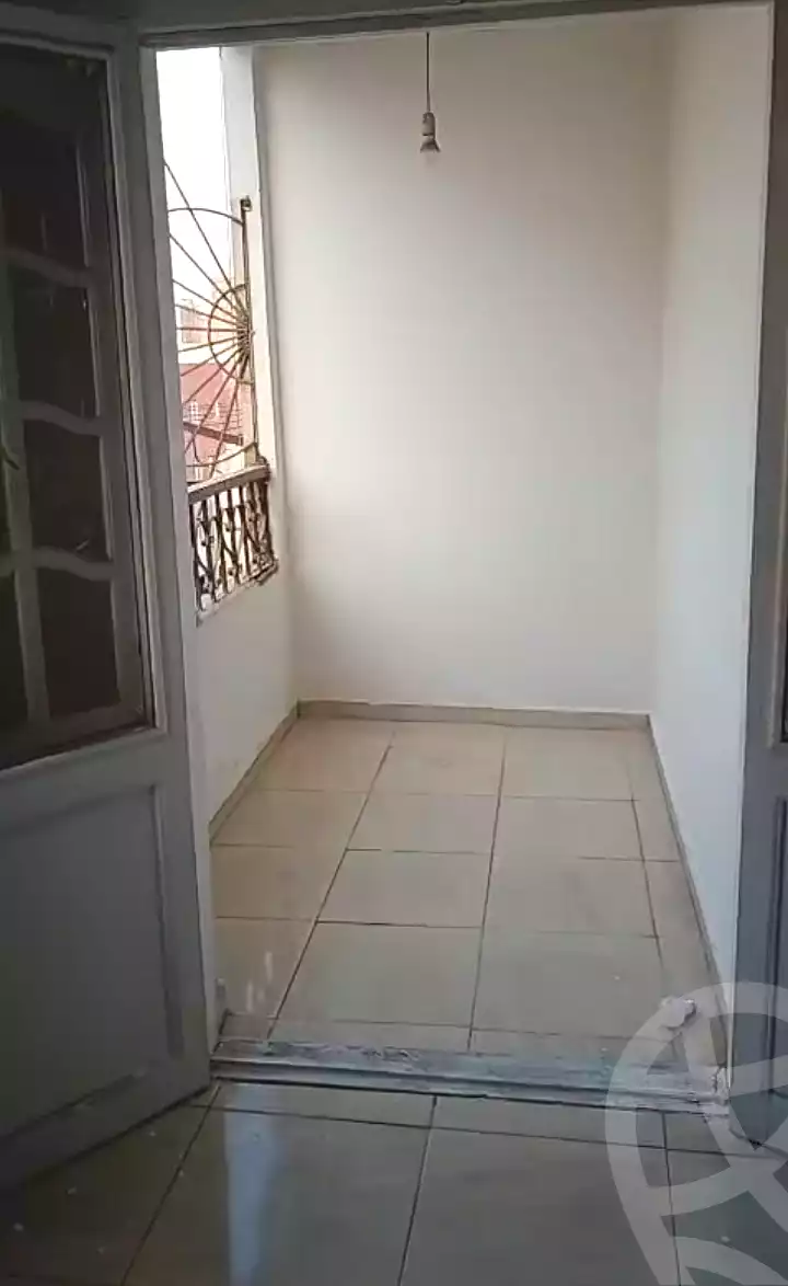 https://aqarmap.com.eg/ar/listing/7288172-for-rent-cairo-ain-shams-mnshy-lthryr