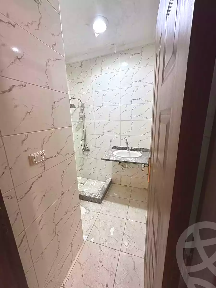 https://aqarmap.com.eg/ar/listing/7288304-for-sale-alexandria-al-agamy-el-hanouvel