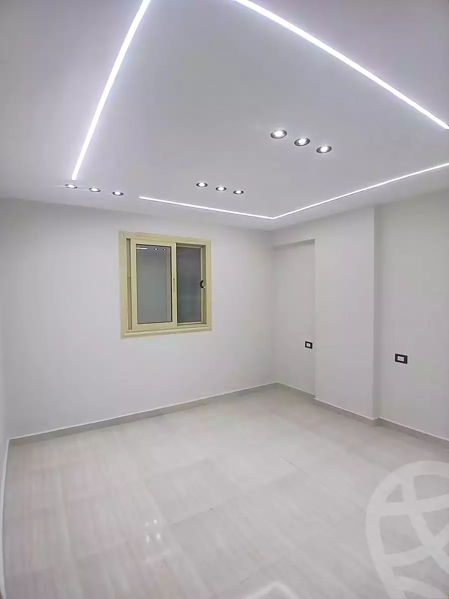 https://aqarmap.com.eg/en/listing/7289167-for-sale-alexandria-al-agamy-lbytsh-el-saleheen-mosque-st