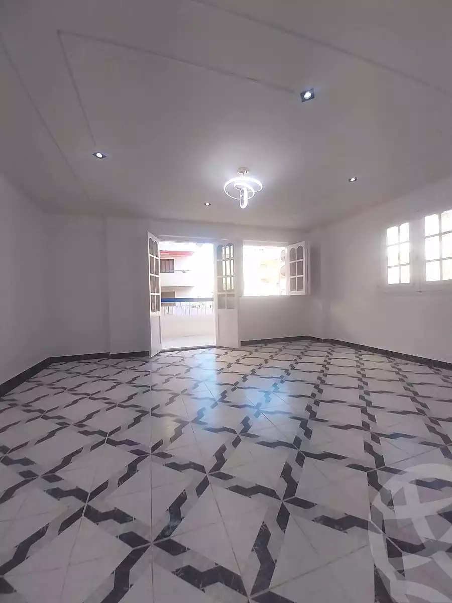 https://aqarmap.com.eg/ar/listing/7289197-for-sale-alexandria-al-agamy-shataa-el-nakheel