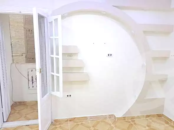 https://aqarmap.com.eg/ar/listing/7289426-for-sale-alexandria-el-asafra-l-sfr-qbly