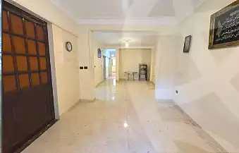 https://aqarmap.com.eg/ar/listing/7289466-for-rent-alexandria-lauran-shr-srhnk