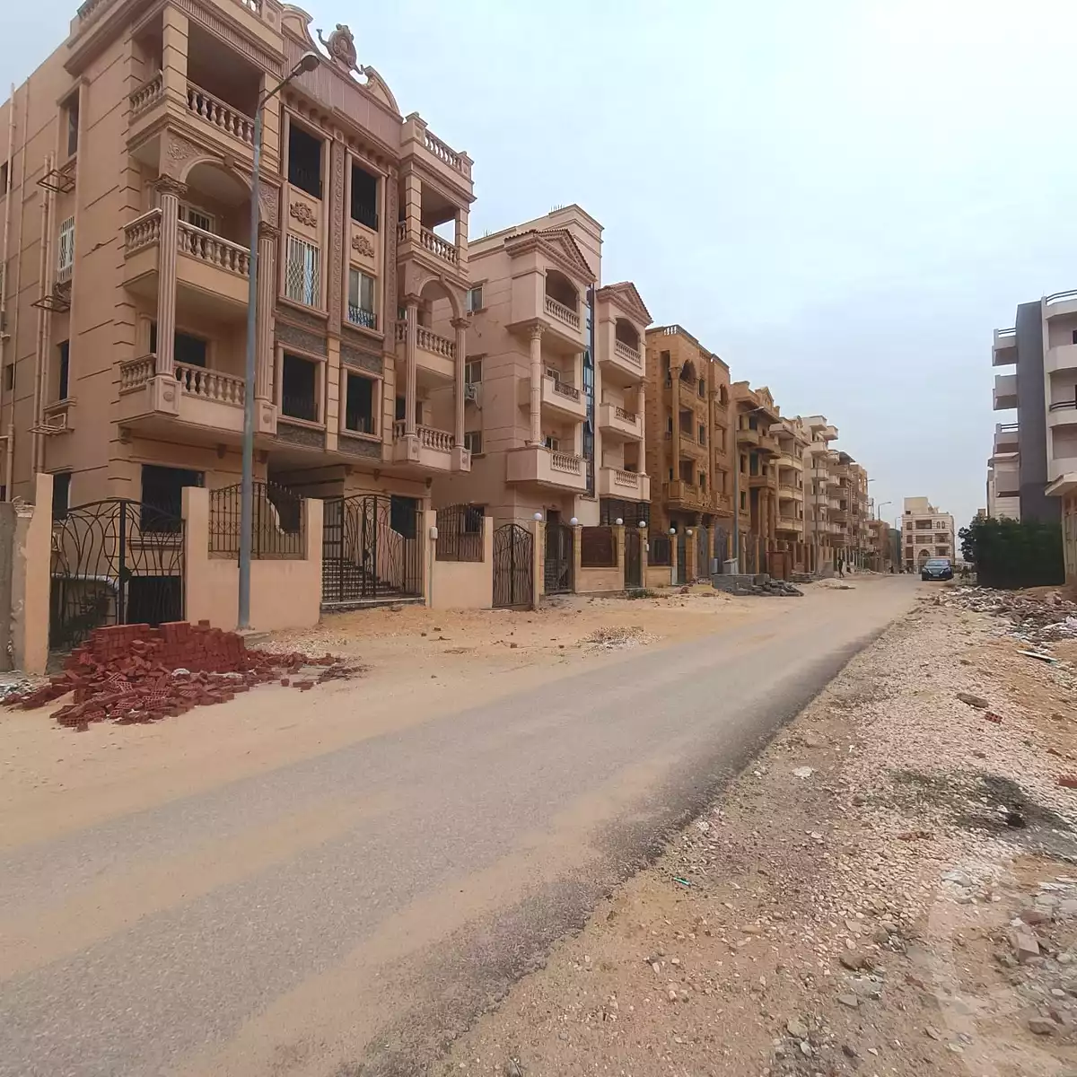 https://aqarmap.com.eg/ar/listing/7289830-for-sale-cairo-6th-of-october-el-tawsaat-el-shamalya-hy-2000-qt
