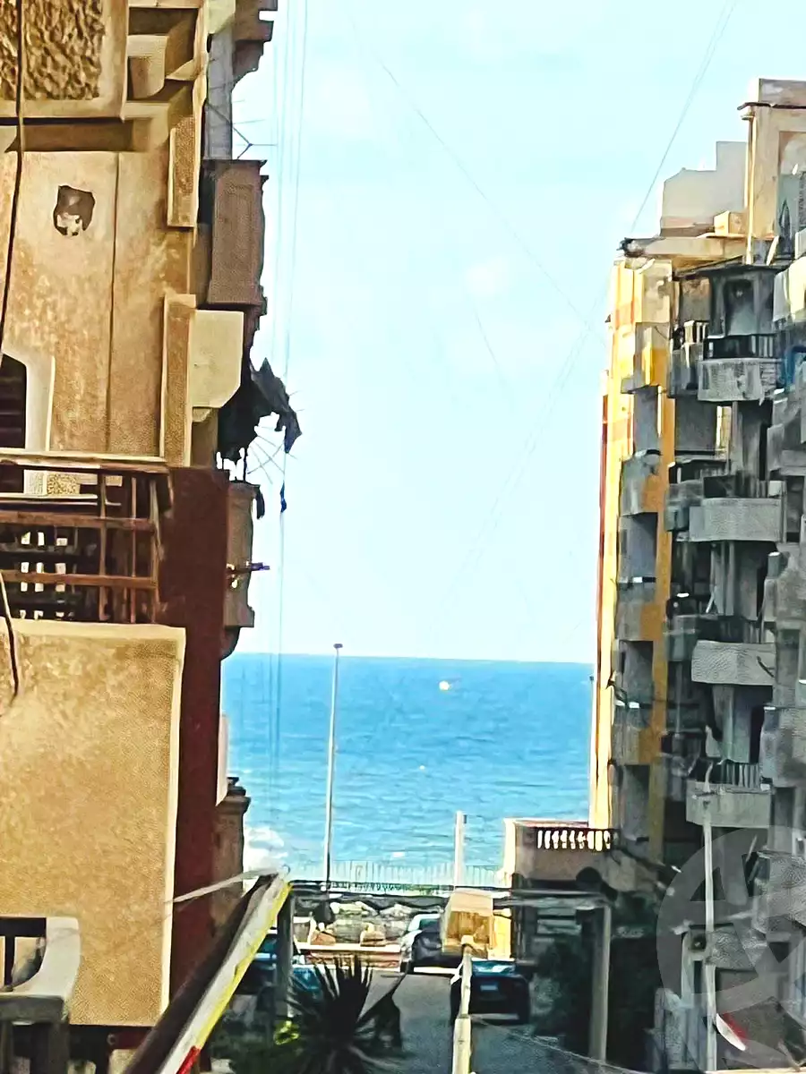https://aqarmap.com.eg/ar/listing/7289921-for-sale-alexandria-al-agamy-shataa-el-nakheel