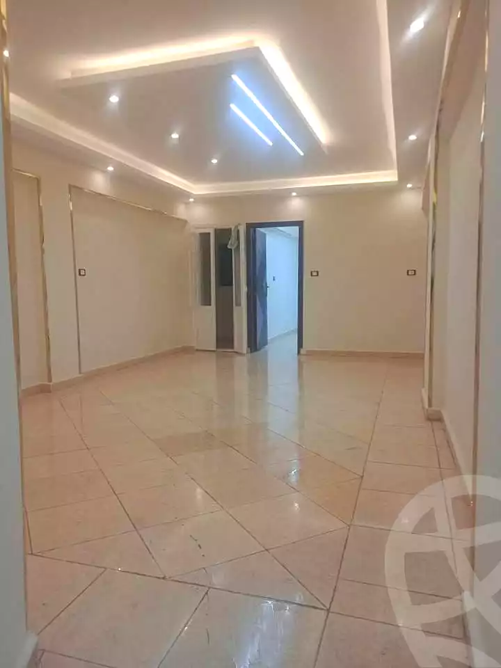 https://aqarmap.com.eg/en/listing/7289939-for-sale-alexandria-al-agamy-el-hanouvel-radwan-st