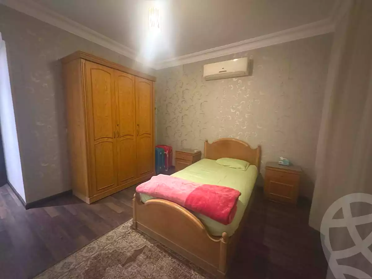 https://aqarmap.com.eg/ar/listing/7289982-for-sale-cairo-el-sheikh-zayed-city-compounds-el-khamayel
