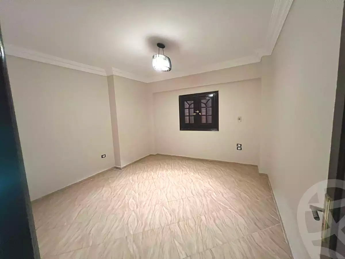 https://aqarmap.com.eg/en/listing/7290017-for-sale-cairo-el-sheikh-zayed-city-el-hay-elsabeaa-lbstn