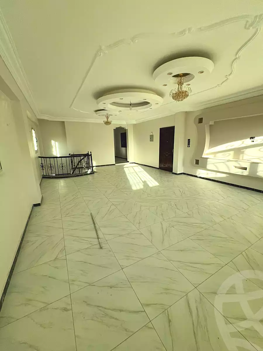 https://aqarmap.com.eg/en/listing/7290017-for-sale-cairo-el-sheikh-zayed-city-el-hay-elsabeaa-lbstn