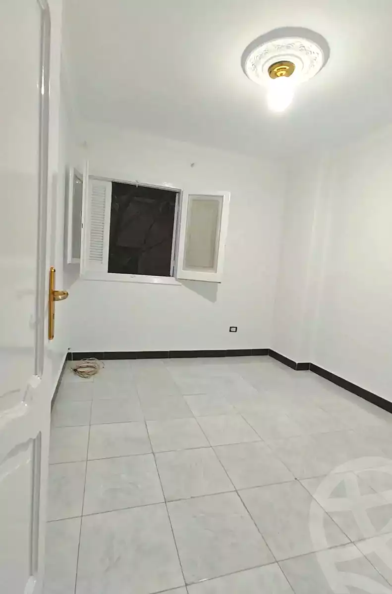 https://aqarmap.com.eg/ar/listing/7290173-for-sale-cairo-helwan-helwan-el-sharkeya-khesro-basha-st