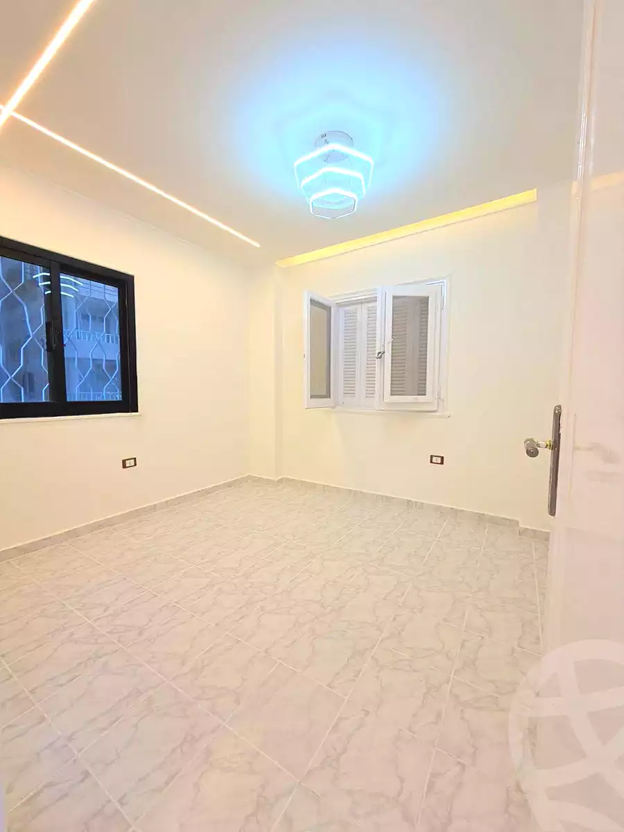 https://aqarmap.com.eg/ar/listing/7290277-for-sale-alexandria-al-agamy-shataa-el-nakheel