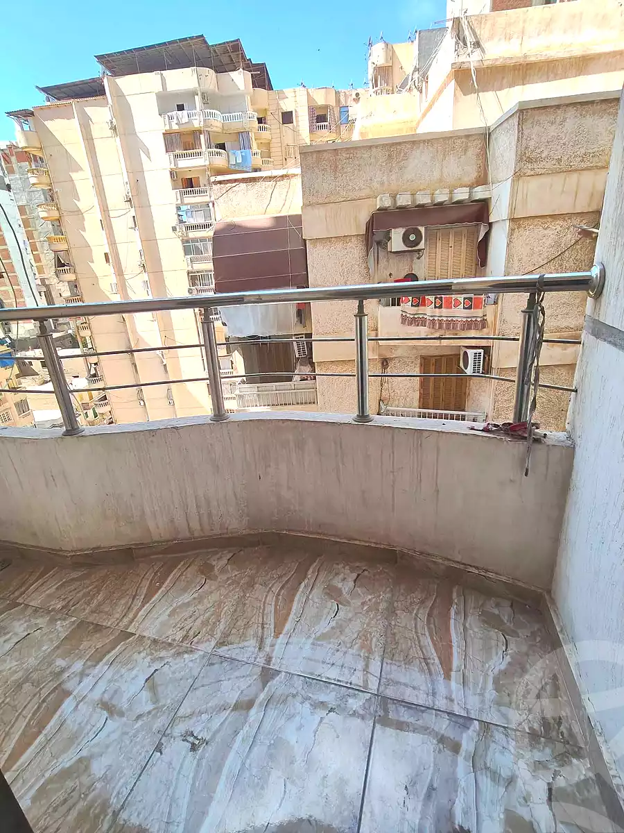 https://aqarmap.com.eg/en/listing/7290316-for-sale-alexandria-sydy-bshr