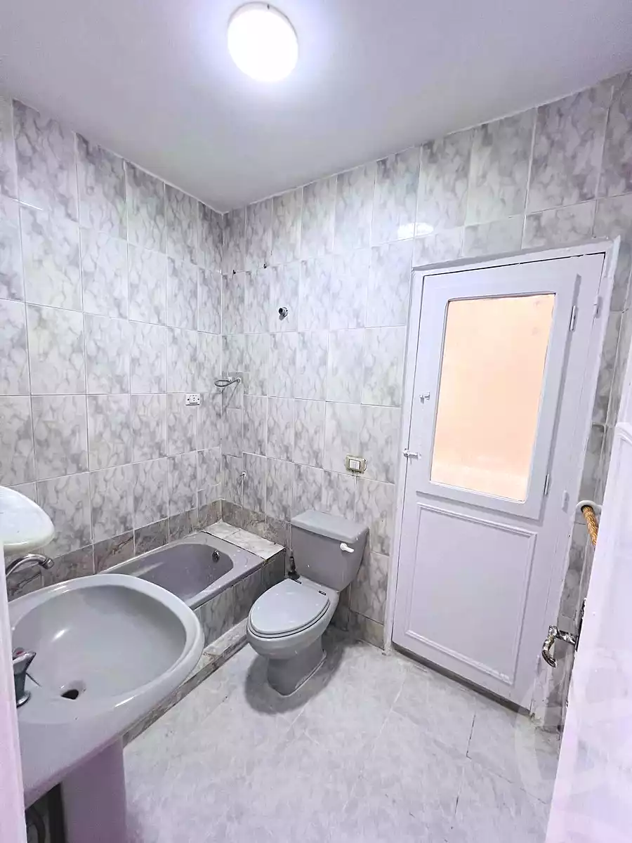 https://aqarmap.com.eg/ar/listing/7290315-for-sale-alexandria-al-agamy-shataa-el-nakheel