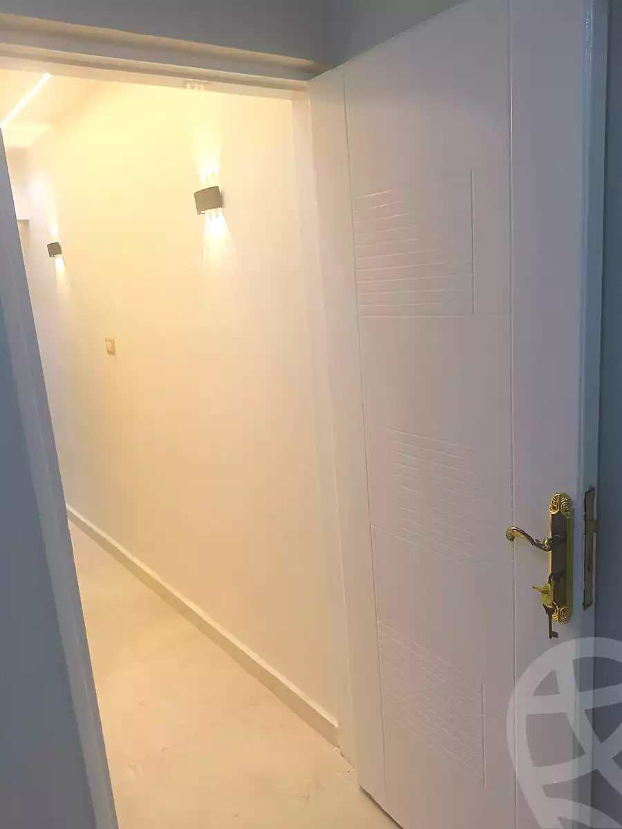 https://aqarmap.com.eg/ar/listing/7290344-for-sale-alexandria-sydy-bshr-sydy-bshr-qbly