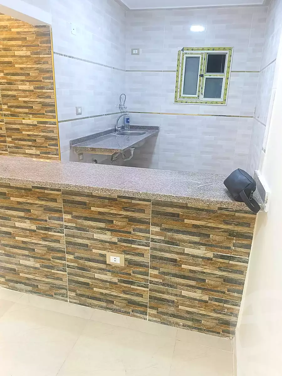 https://aqarmap.com.eg/ar/listing/7290344-for-sale-alexandria-sydy-bshr-sydy-bshr-qbly