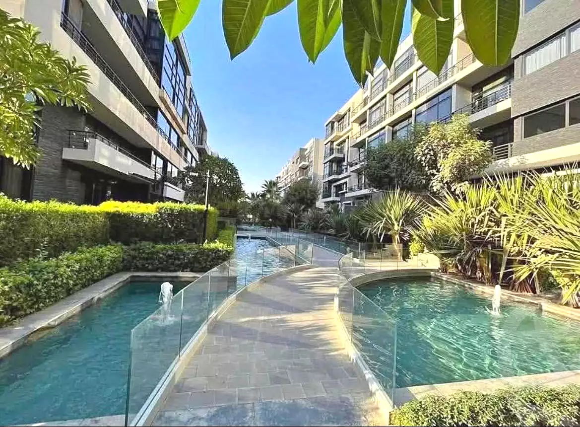 https://aqarmap.com.eg/ar/listing/7290573-for-sale-cairo-new-cairo-compounds-the-view-waterway