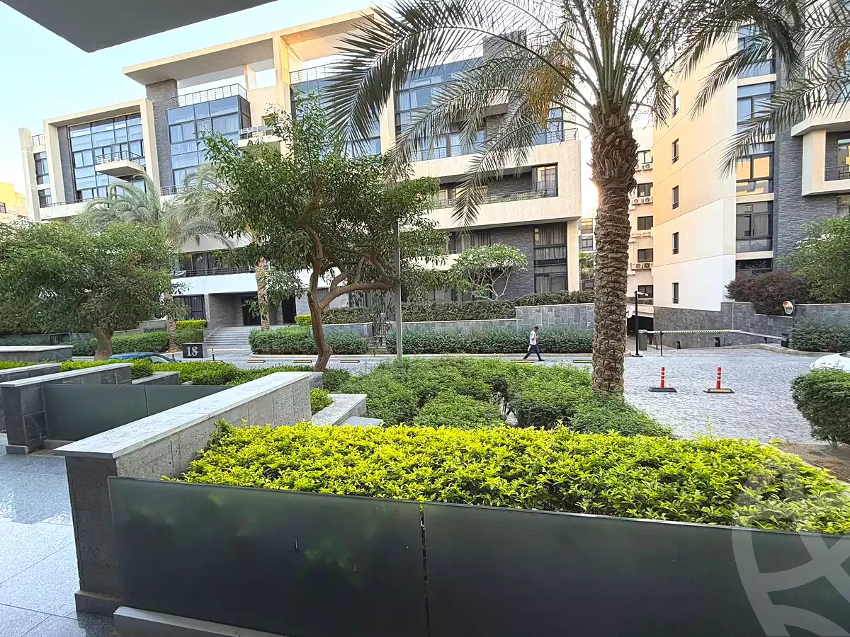 https://aqarmap.com.eg/en/listing/7290615-for-sale-cairo-new-cairo-compounds-the-view-waterway