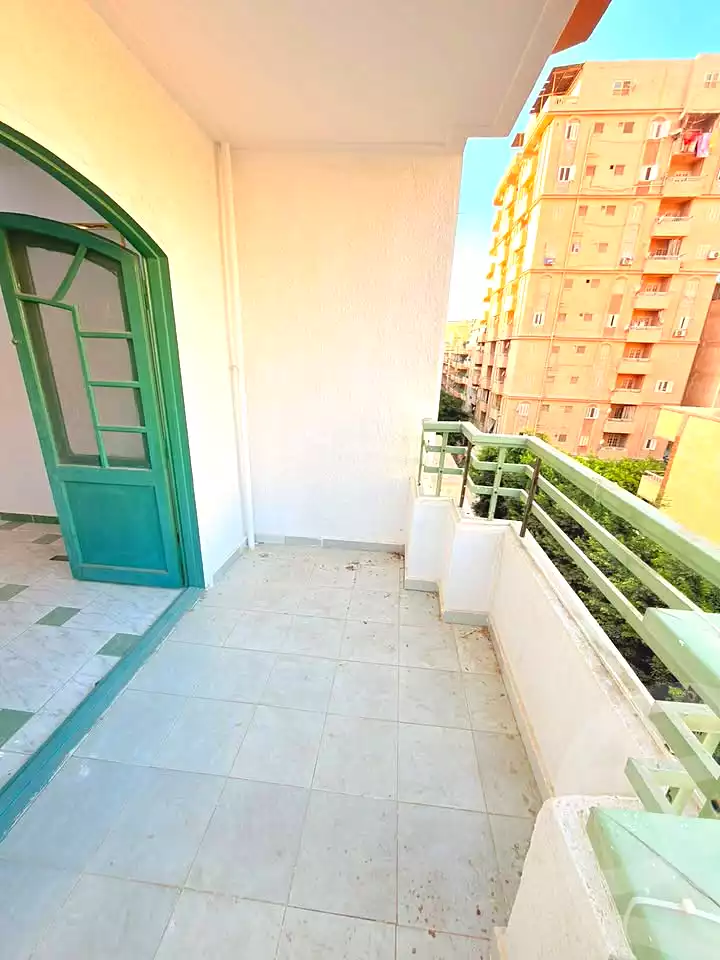 https://aqarmap.com.eg/ar/listing/7290646-for-sale-alexandria-al-agamy-shataa-el-nakheel