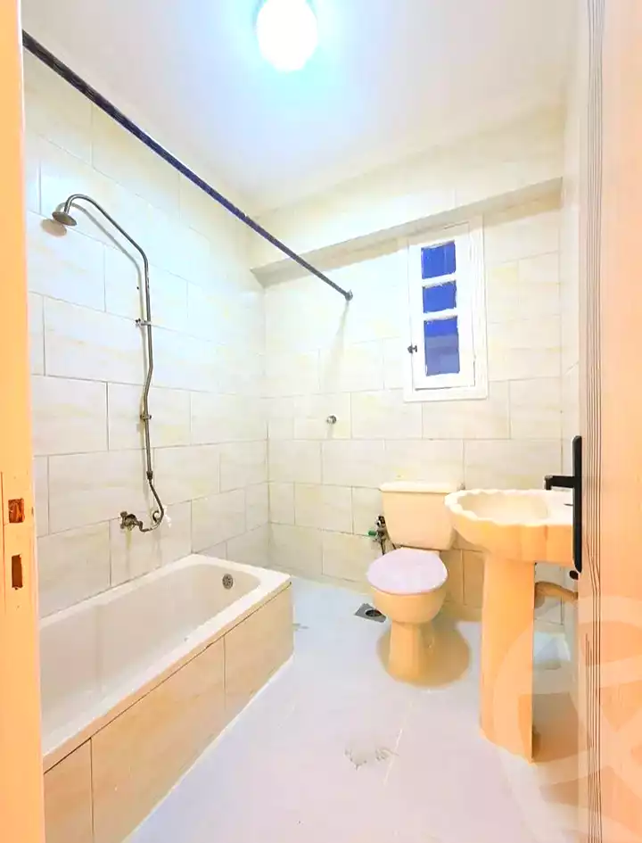 https://aqarmap.com.eg/en/listing/7290813-for-sale-alexandria-al-agamy-shataa-el-nakheel