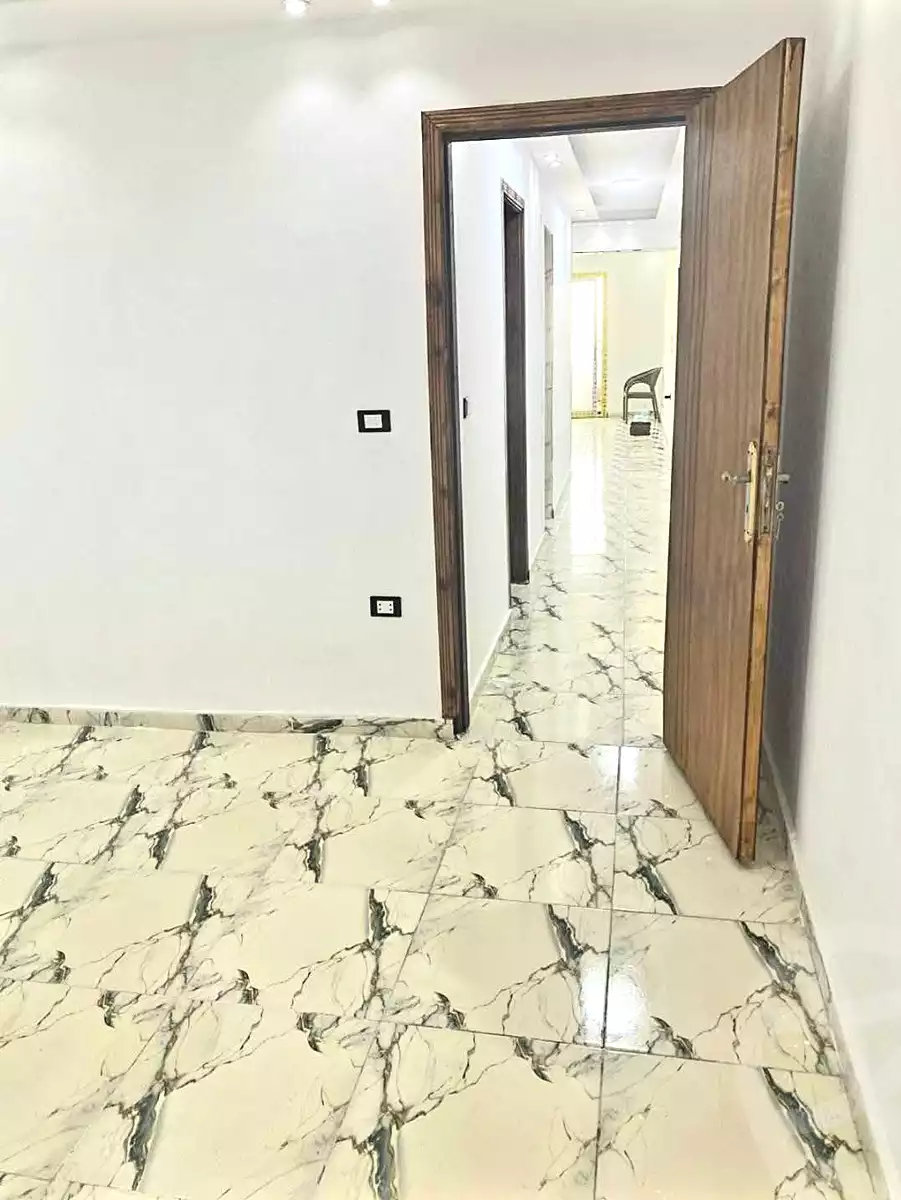 https://aqarmap.com.eg/ar/listing/7290848-for-sale-cairo-ain-shams-jsr-lswys