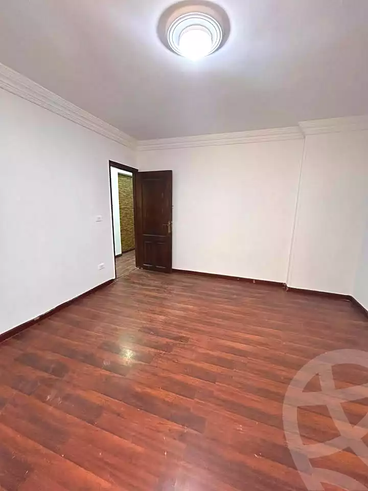 https://aqarmap.com.eg/en/listing/7291009-for-sale-alexandria-sydy-bshr-sydy-bshr-bhry-shr-mhmwd-l-yswy