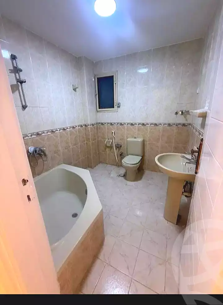 https://aqarmap.com.eg/ar/listing/7291595-for-sale-alexandria-sydy-bshr-sydy-bshr-bhry