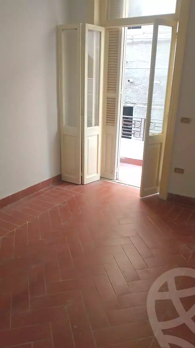 https://aqarmap.com.eg/ar/listing/7291741-for-rent-cairo-shoubra-rod-el-farag-el-khalat-st