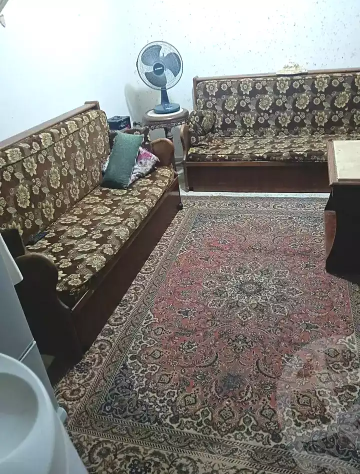 https://aqarmap.com.eg/ar/listing/7291751-for-sale-alexandria-al-agamy-lbytsh-shahr-al-assal-st