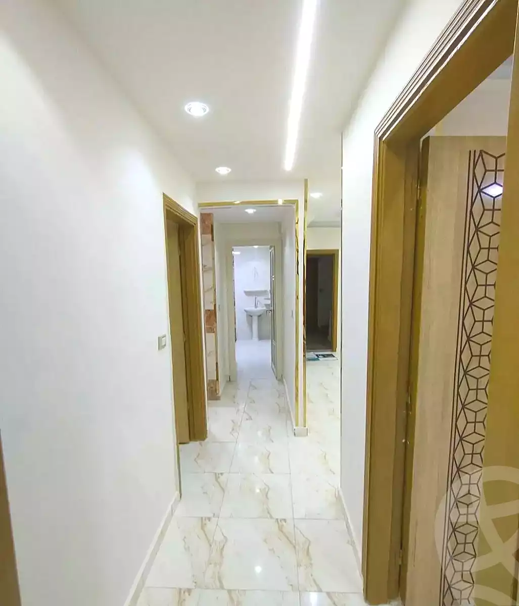 https://aqarmap.com.eg/ar/listing/7291759-for-sale-alexandria-el-asafra-l-sfr-bhry