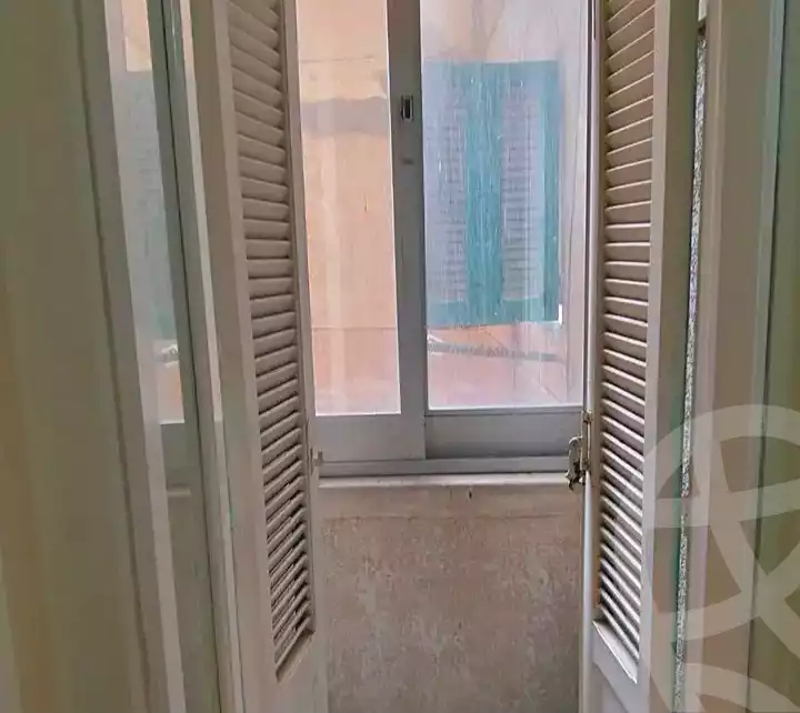 https://aqarmap.com.eg/en/listing/7291915-for-rent-alexandria-ganaklis