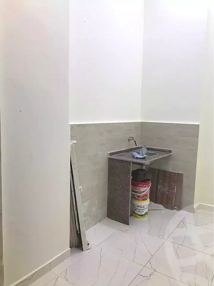 https://aqarmap.com.eg/en/listing/7291994-for-rent-alexandria-moharram-bey-bwlynw