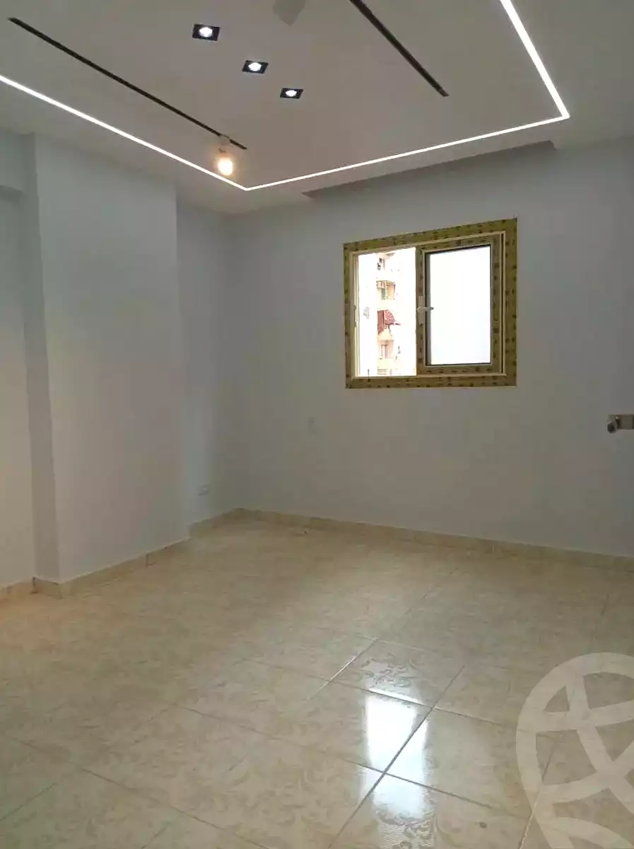 https://aqarmap.com.eg/ar/listing/7292160-for-sale-alexandria-sydy-bshr-sydy-bshr-bhry-gamal-abd-el-nasir-st
